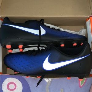 Men’s soccer cleats ⚽️